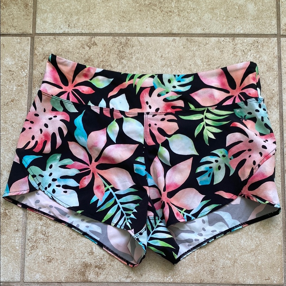 Hurley Tropical Print Shorts